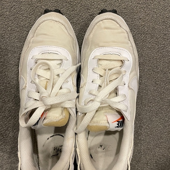 Nike Waffle Debut Sneakers - Picture 4 of 12